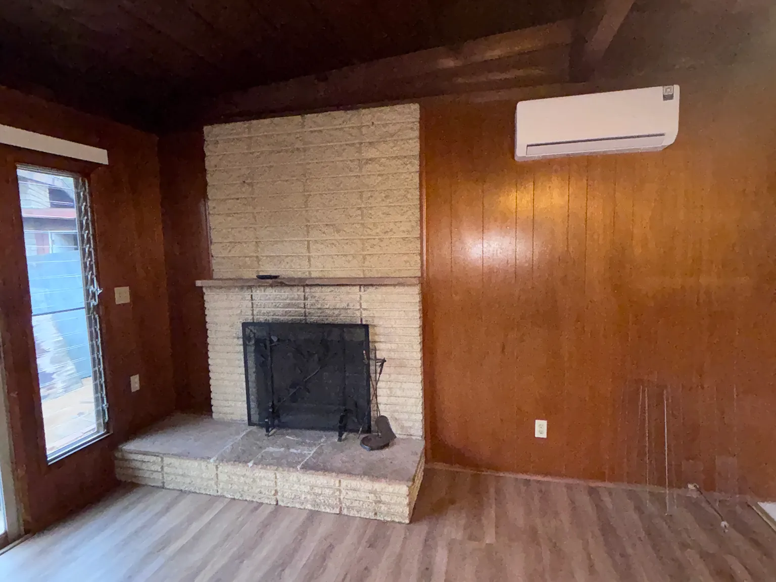 2 bed, 770 sqft, $2,550 — Photo 3