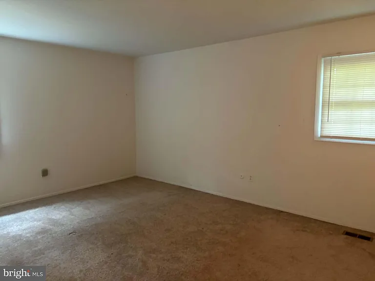2207 Hyson Pl — Photo 12
