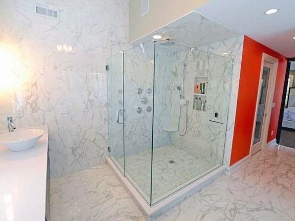 2nd image of 2666 Shaker Rd #1