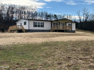 1040 Yellow Springs Rd, Midway, TN 37809