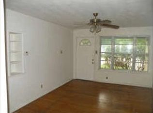 2509 Gross Rd, Dallas, TX 75228