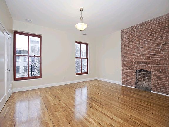 3rd image of 20 W 130th St #2