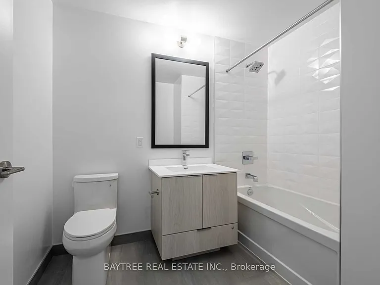 1 Belsize Dr #424 — Photo 9