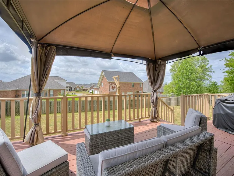 4516 Logans Way — Photo 28