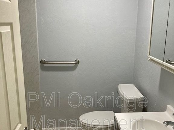 5th image of 106 W 1st St