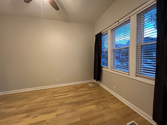 5th image of 1925 N Albany Ave #1L