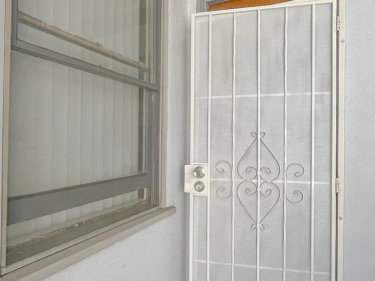 3823 Los Feliz Blvd #2 — Photo 3
