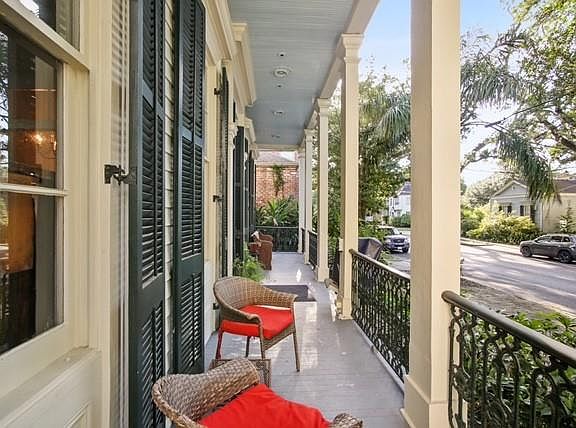 3rd image of 4624 Prytania St