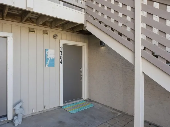 2704 Bayhouse Dr, Rockport, TX 78382