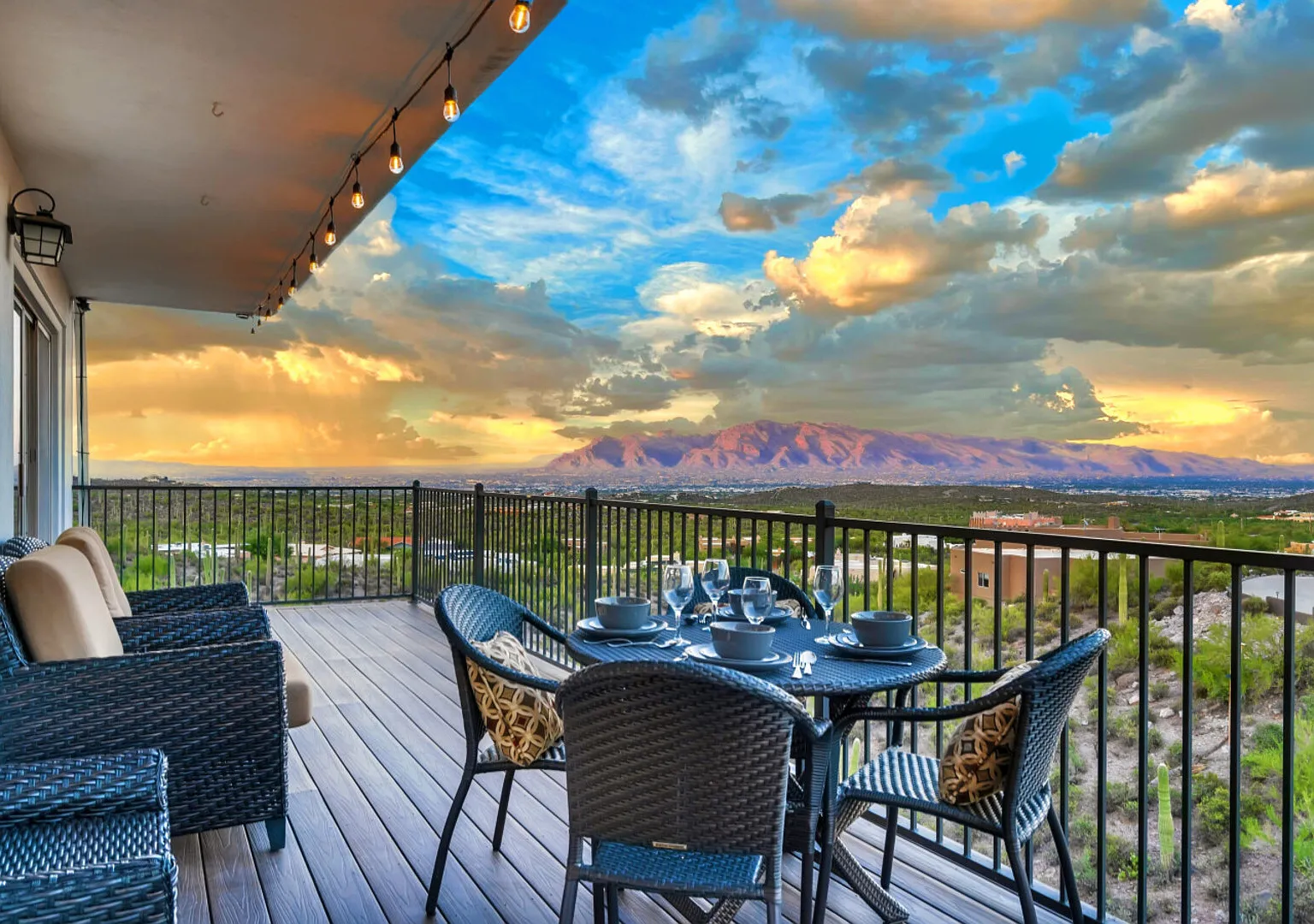 Horizon Haven Gem Show Escape w/ Views + Game Room — Photo 2