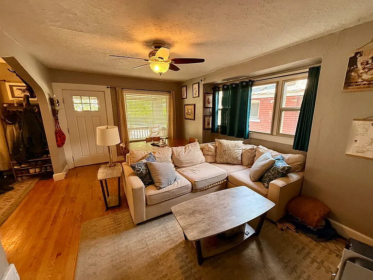 630 S Harmony Ct — Photo 4