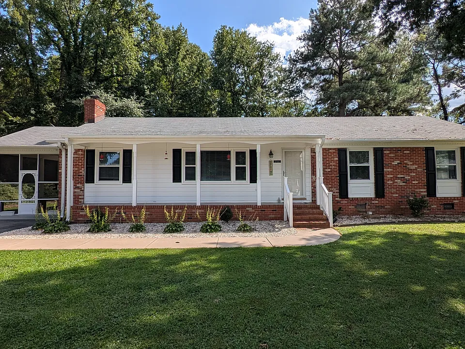 202 Bruce Rd