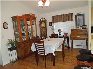 4th image of 20 Rollingwood Dr Space 202