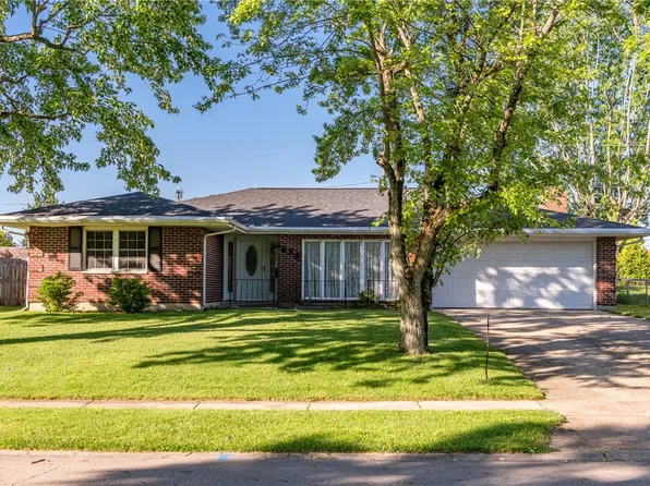 1935 Campus Dr, Fairborn, OH 45324