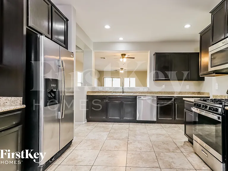 19280 W Madison St — Photo 9