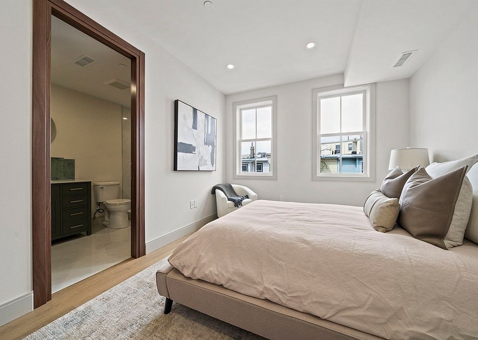 1st image of 273 Havre St #2