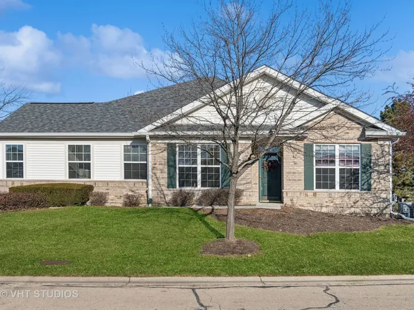 21500 Victory Lake Way, Crest Hill, IL 60403