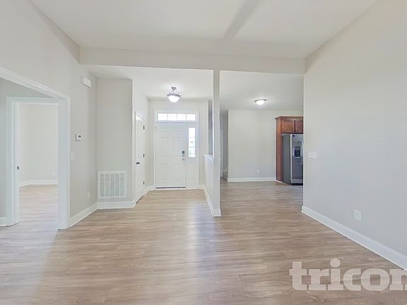 2nd image of 11 Sedge Ct