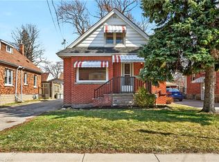 33 E 34th St, Hamilton, ON