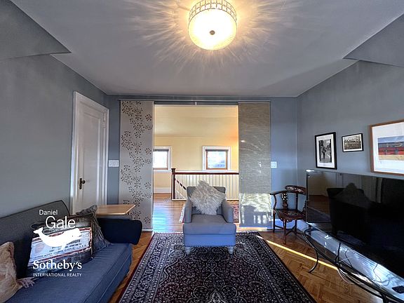 3rd image of 6914 Dartmouth St Floor 3