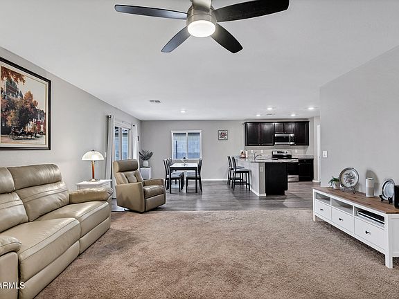 2nd image of 569 W Pintail Drive