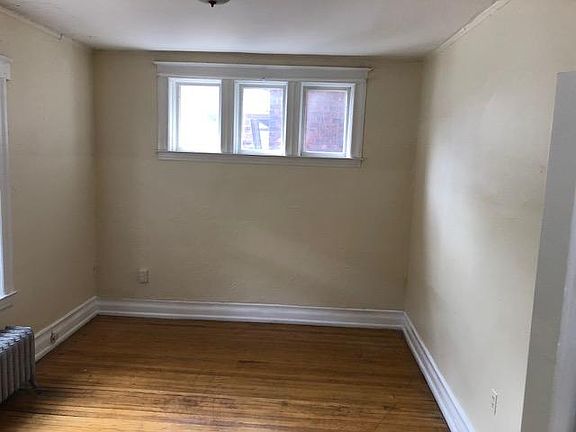 2nd image of 5538 Cass Ave #201