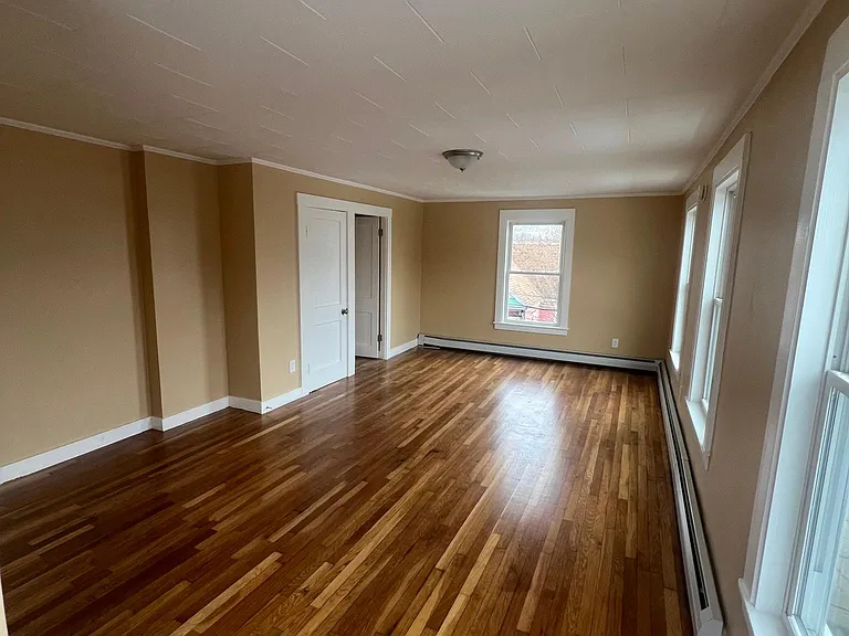 16 Prescott St #1 — Photo 6
