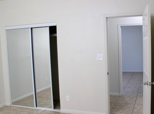 914 W Iris Ave #914, Visalia, CA 93277