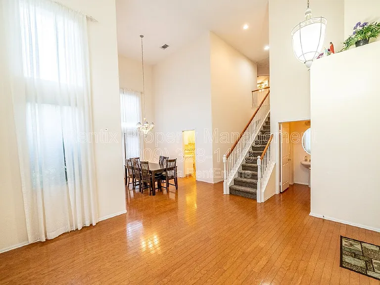 3655 Shandin Dr — Photo 4