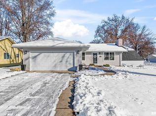 200 N Durkin Dr, Springfield, IL 62702