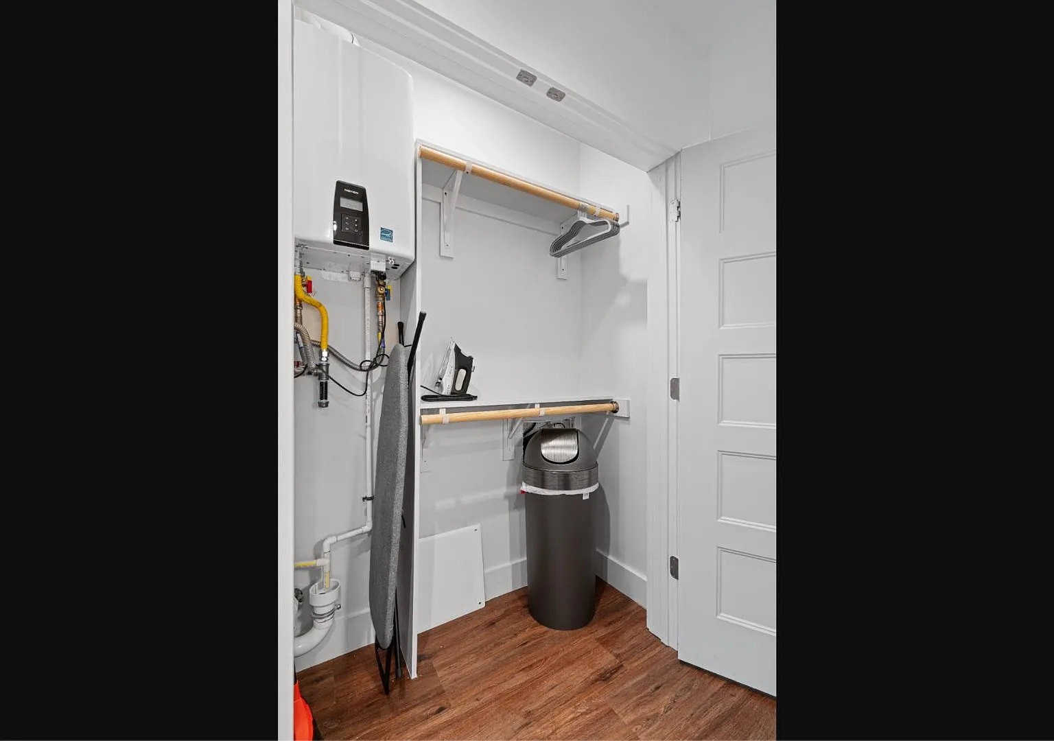 5515 Humming Bird Lane - Brand New Luxury Studio Near SOCO (301) — Photo 3