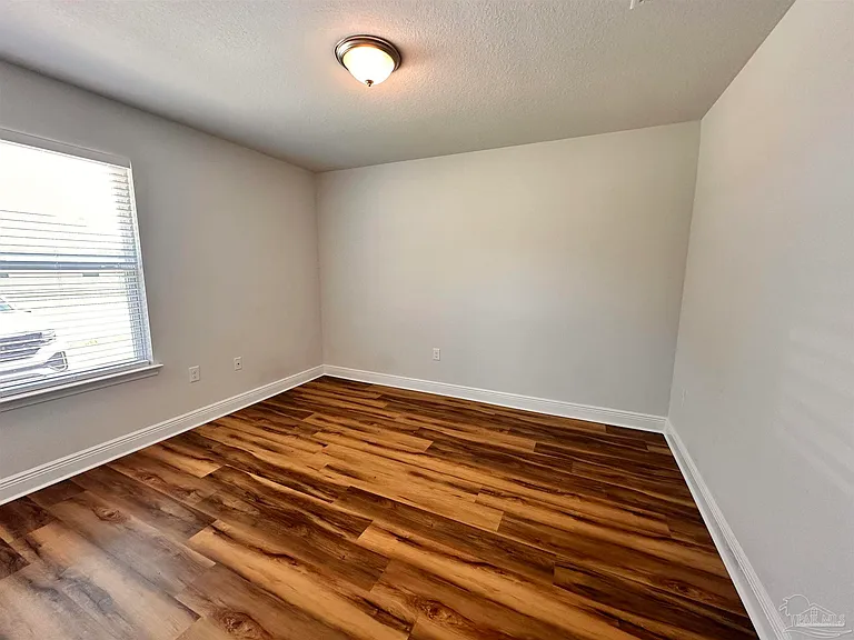 7034 Sonny Dr — Photo 17