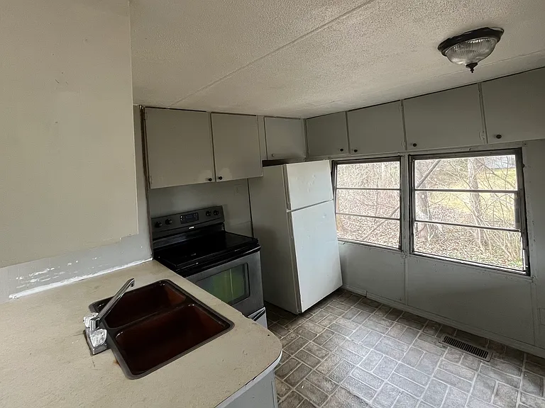 171 Glam Ct — Photo 4