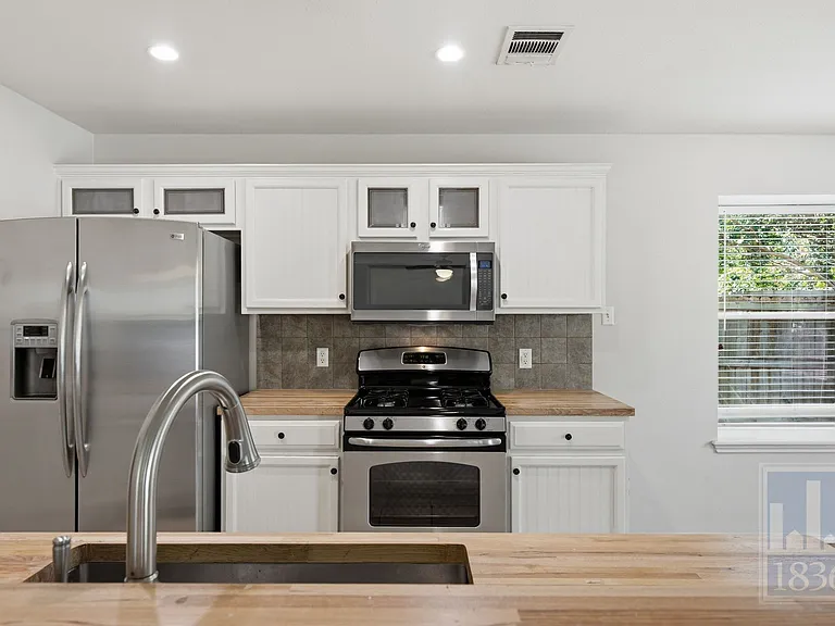 1506 Fort Lloyd Pl — Photo 28