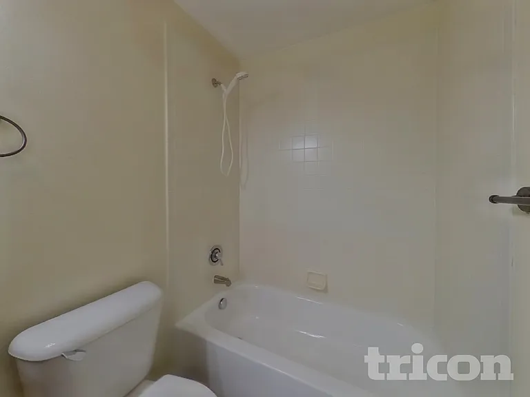 305 Calhoun Cir — Photo 15