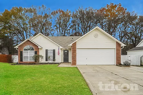 4688 Falcon Chase Dr SW Photo 1