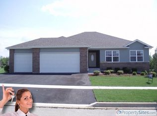 270 Vida Ct, Sycamore, IL 60178