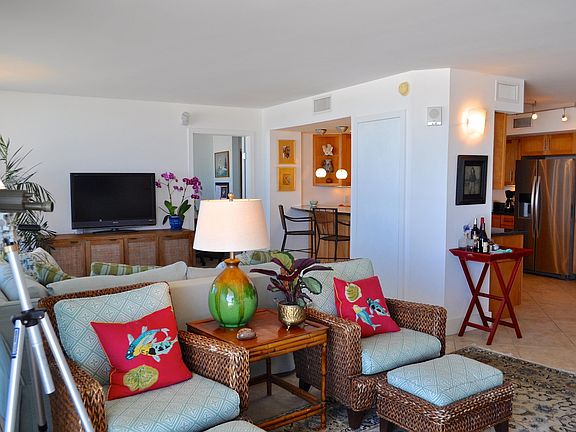4th image of 1601 OCEAN Drive S #204