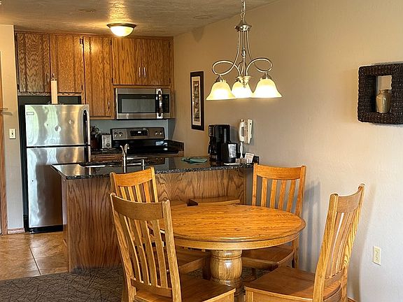 5th image of 7888 Church St #221