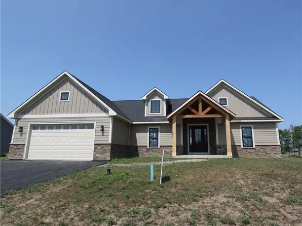 3505 Tall Tree Ln, Baldwinsville, NY 13027