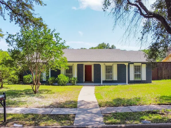 1104 Middle Cove Dr, Plano, TX 75023