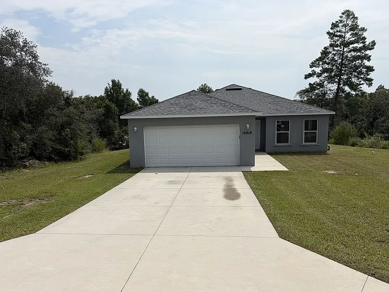 15619 SW 23rd Court Rd — Photo 1