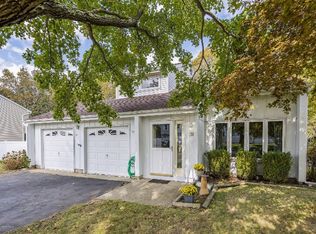 31 Deer Run Dr N, Barnegat, NJ 08005