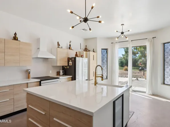 7002 S 38TH Place, Phoenix, AZ 85042
