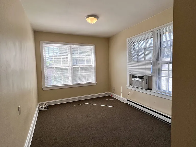 1303 N Franklin St #6 — Photo 12