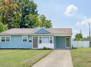 7208 Betsy Ross Dr, Louisville, KY 40272