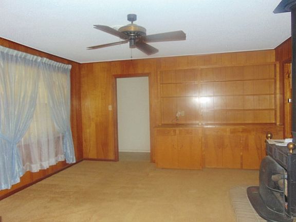 5th image of 130 Wellenberger Cir