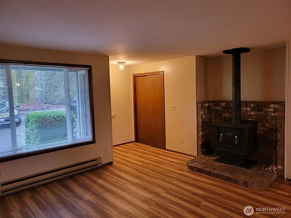 3rd image of 6618 SW Littlerock Road