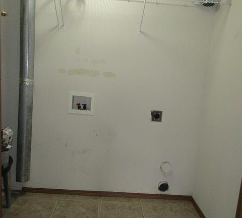 4th image of 408 E Asher Ct