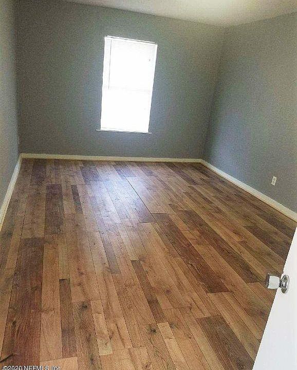 2nd image of 2564 Lewis St